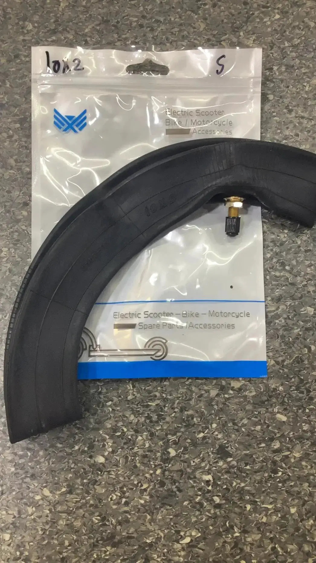 Escooter Tube 10x2 Straight valve by China Scooter tyres