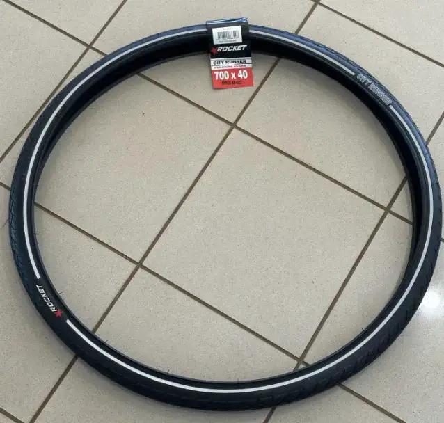 Rocket 700x40 City Runner with Puncture Guard protection Bike Tyre by Cyclemotion