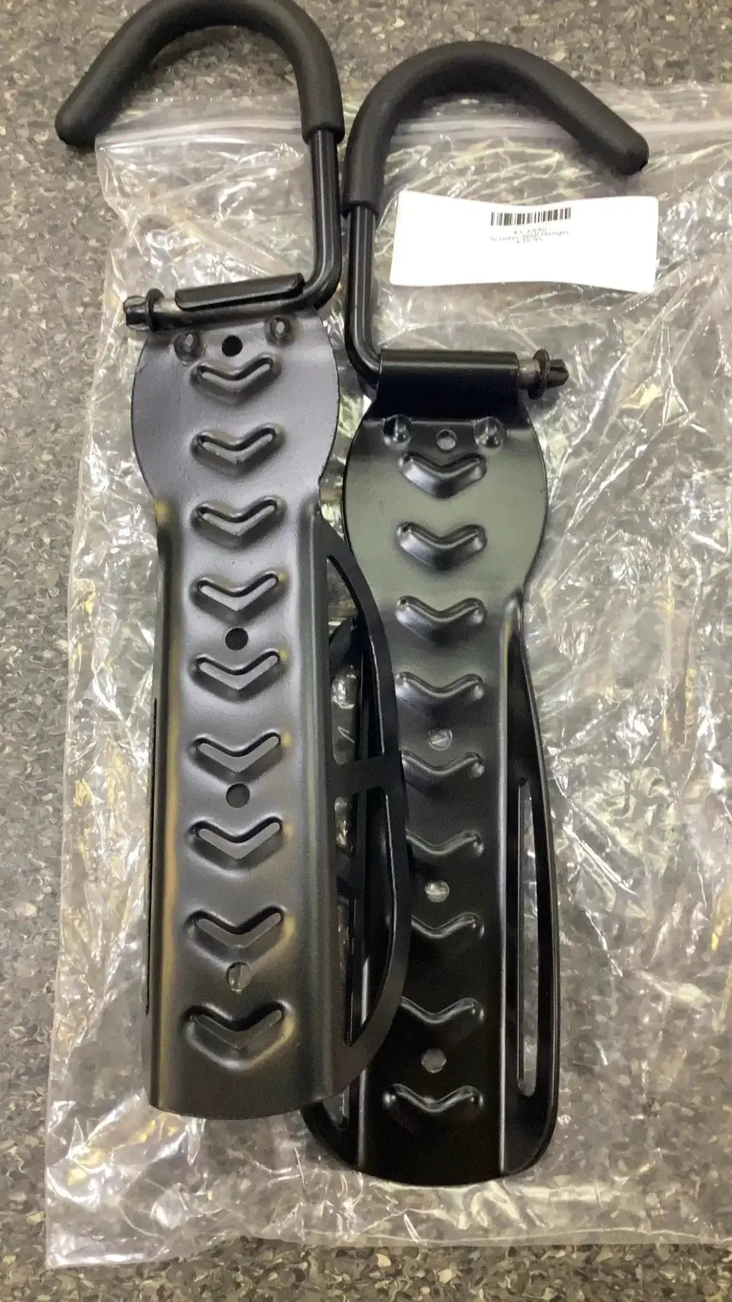 Scooter Wall Hanger by China Scooter tyres