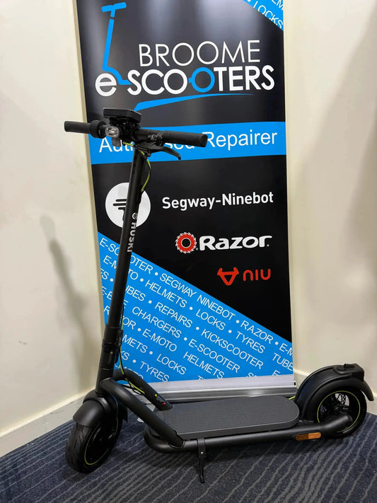 Huski The Fang E-Scooter by Cyclemotion