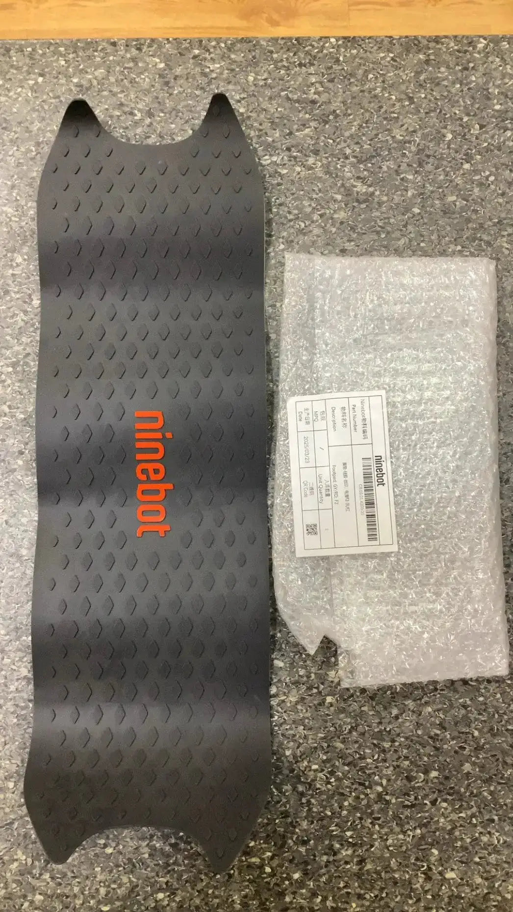 Footpad; GY/RD; F2 by Technocity CIN7