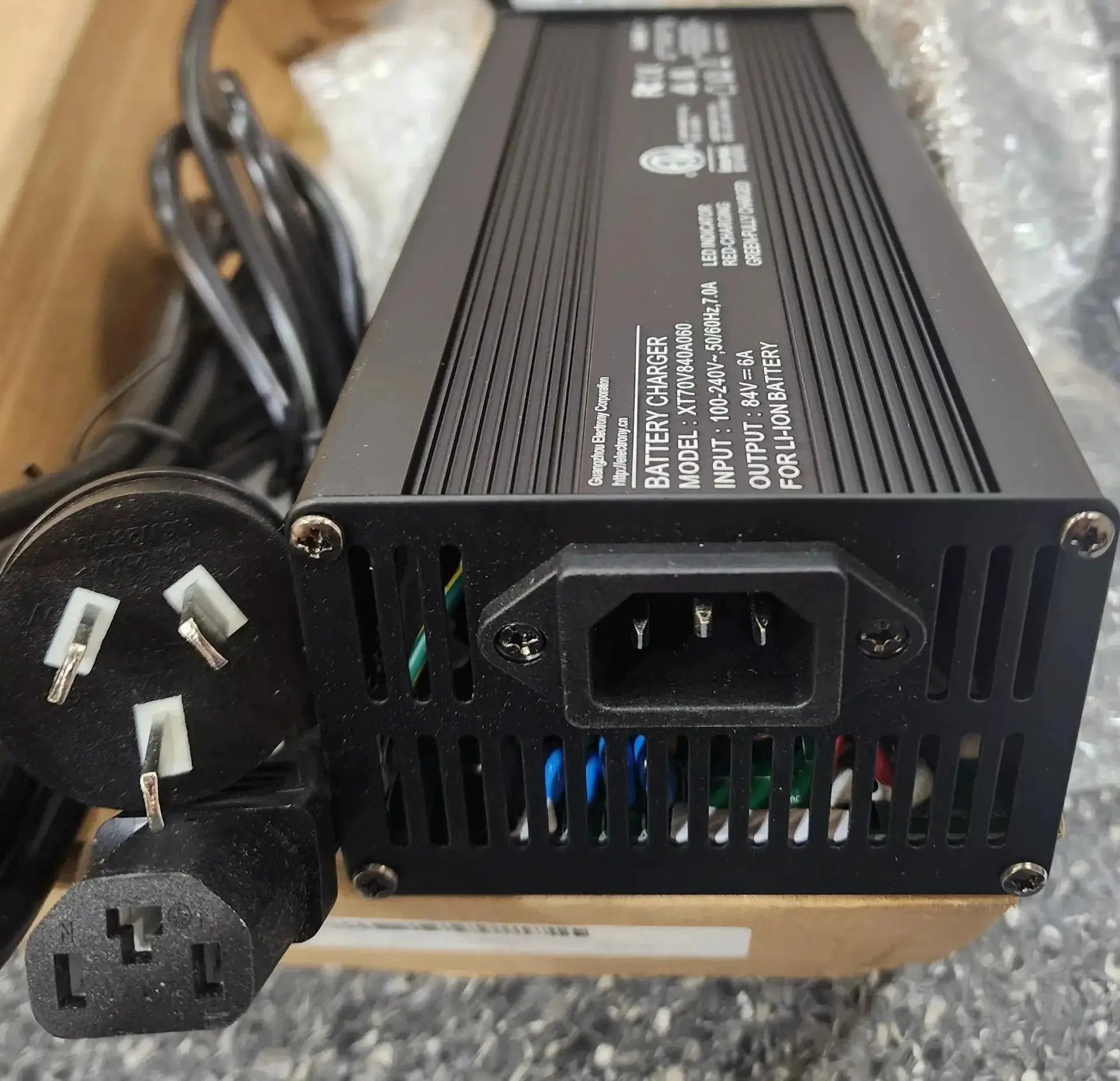 Mental SS - (72v2000w) Replacement Charger by KIPHONE