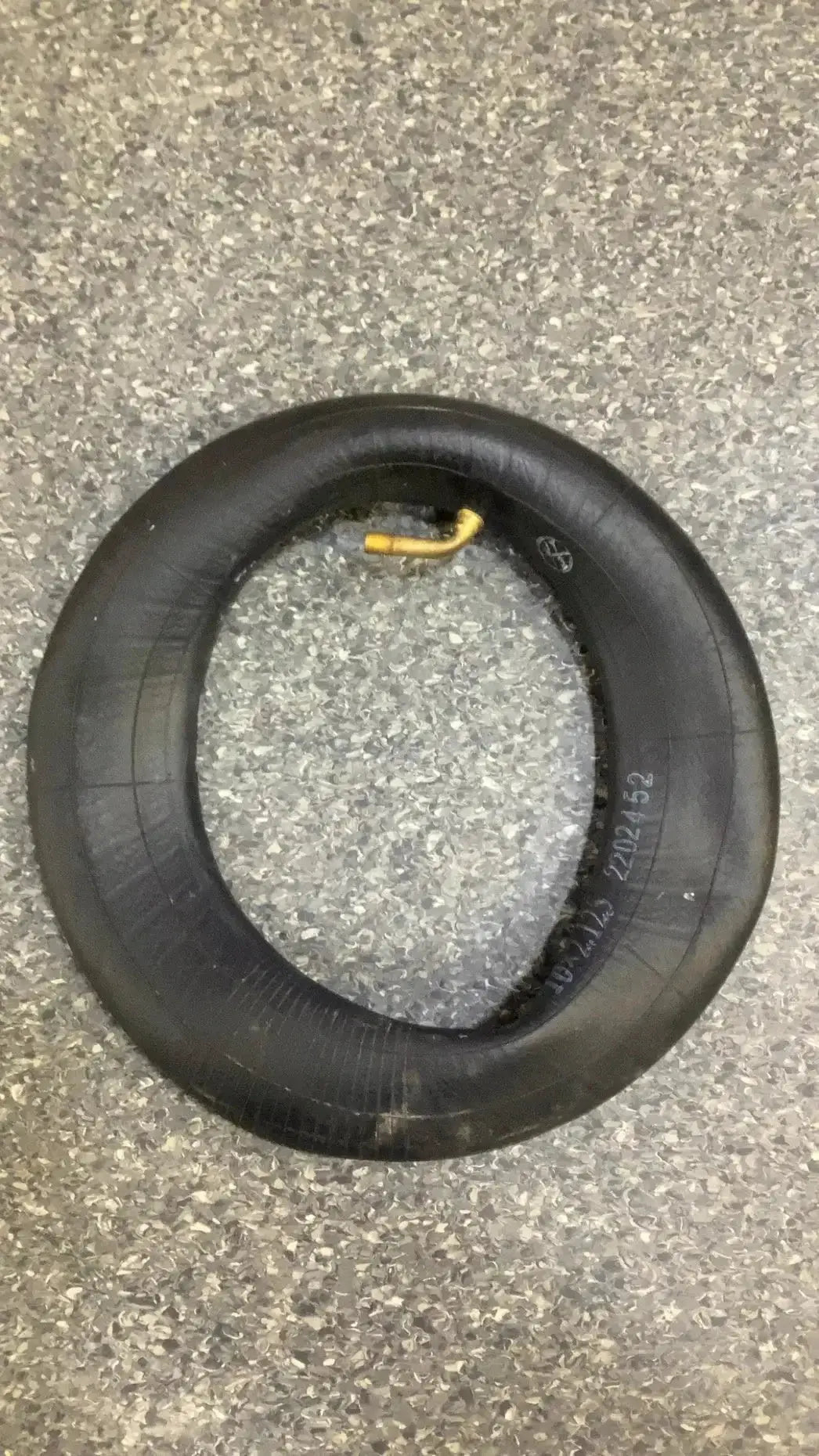 Escooter Tube 10x2.125 Bent valve by China Scooter tyres