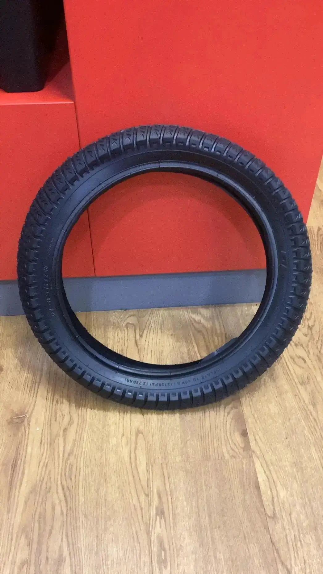 Tyre (64-305)16x2.40 (MX500/MX650) by Retail | Entertaiment Konnections
