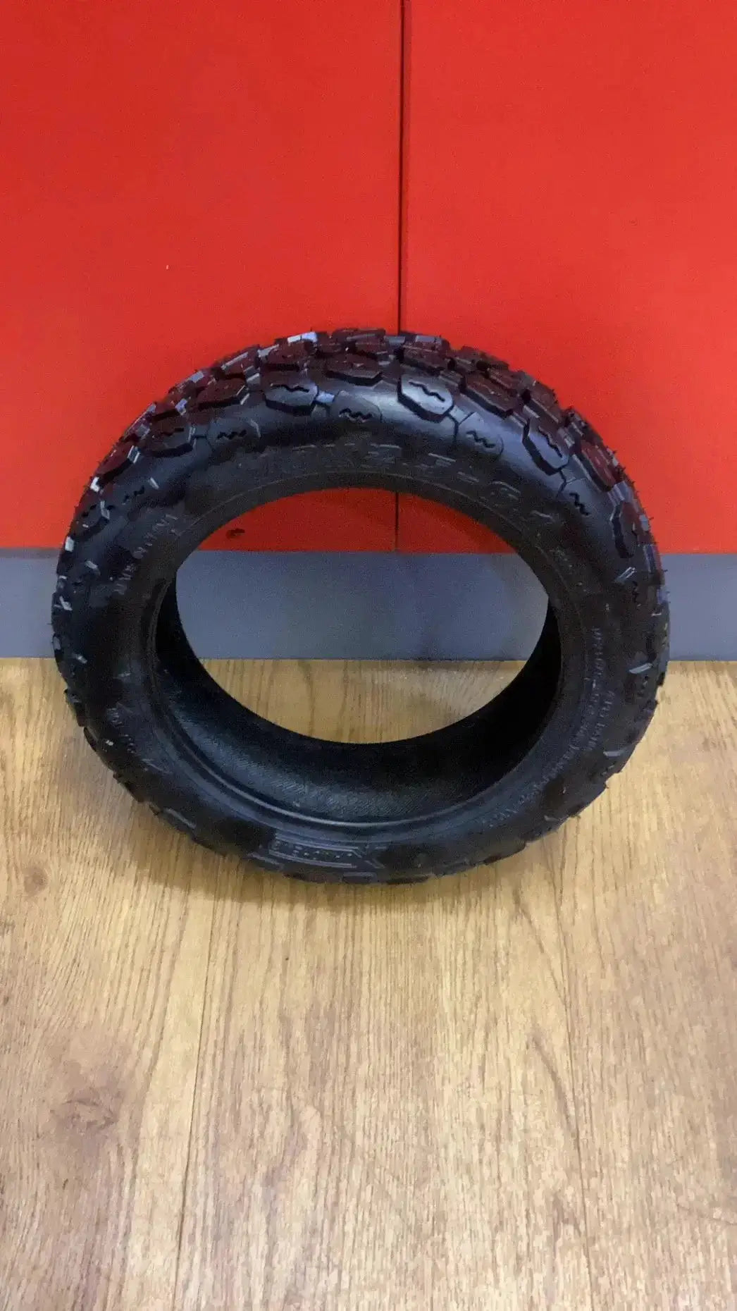 Escooter 10x2.5-6.1 Off-Road Tyres by China Scooter tyres