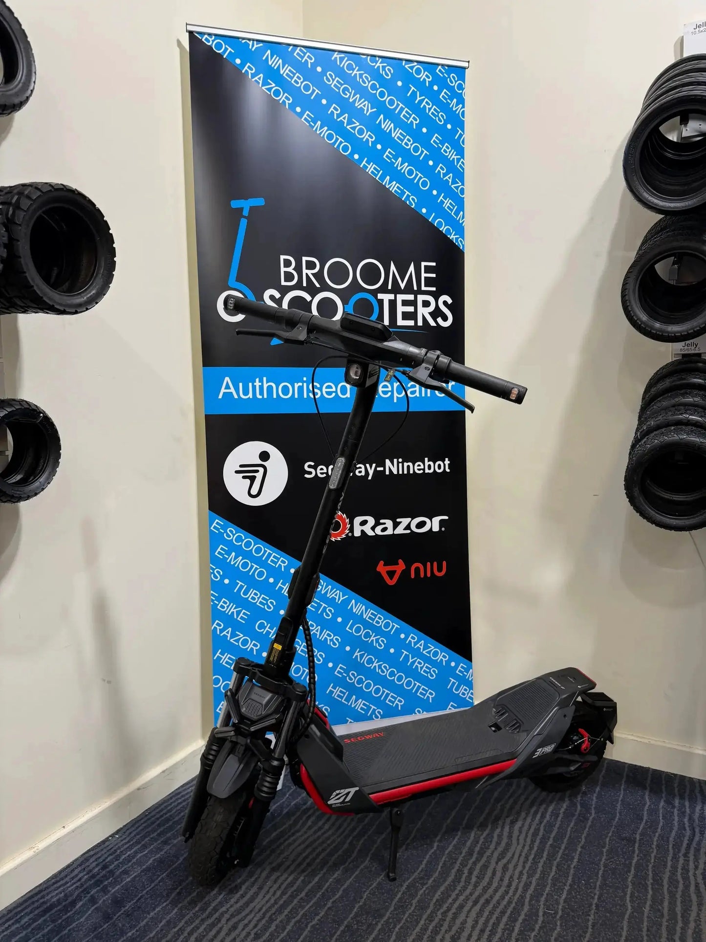 Segway Ninebot Kickscooter ZT3 Pro by 360International
