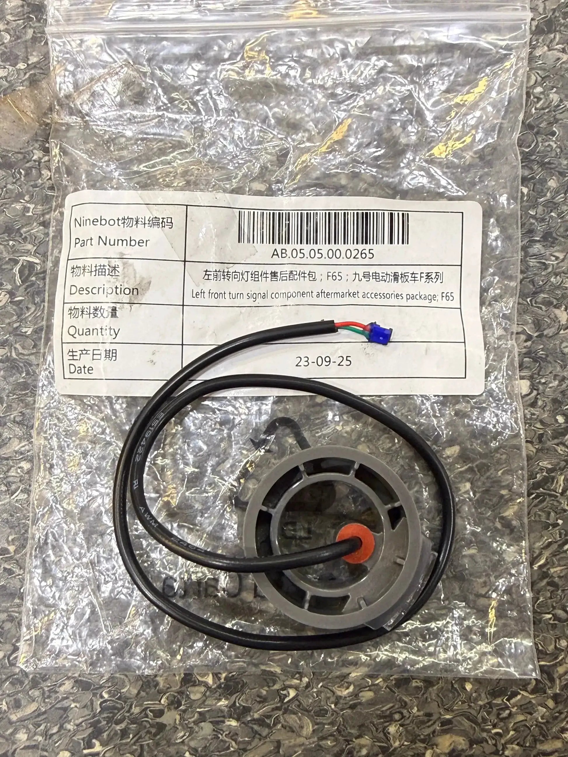 F65 Left front turn signal by Technocity CIN7